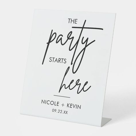 Modern Wedding Welcome Sign, Signature Fonts, Wedding Welcome Sign, Wedding Welcome Signs, Wedding Signage, Wedding Date, Wedding Welcome, Modern Wedding, Sign Poster