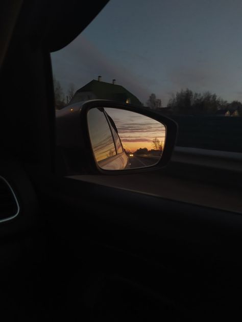 Aesthetic Car Ride, Sunset Sky Aesthetic, Pretty Sunrise, Aesthetic Jesus, Sunset Pic, Desert Road, Instagram Photo Frame, Night Drive, Late Night Drives