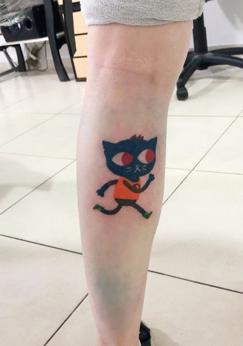 Night in the woods tattoo Nitw Mae Tattoo, Nitw Tatoos, Mae Borowski Tattoo, Night In The Woods Tattoo Ideas, Night In The Woods Tattoo, Mae Borowski, Wood Tattoo, Line Tattoo Ideas, Night In The Woods