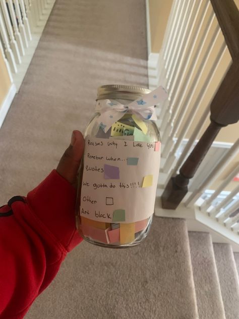 this is a gift for that one friend that says countless funny things. even tho this is a hard jar to fill, it’s worth it when i sed them want to open every and each one. (gift for friends) What To Put In Jars, Best Friend Jar, Friendship Jar, Note Jar, 365 Jar, Birthday Sleepover Ideas, Bff Stuff, Birthday Sleepover, Love Jar