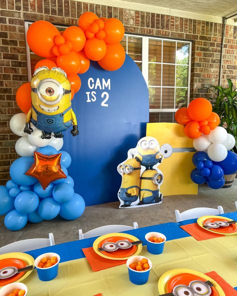 Minions!💛 How cute is this theme 😍 A full party planned and executed!💫 • Custom Backdrops + Balloons • Kids Table + Chairs w/Styling • Bounce House: Modern Cloud ☁️ • Custom T Shirt • 5ft Balloon Garland • Crazy Column Let us make your next event a breeze!✨ #kidsparty #kidspartyideas #kidspartyrentals #bouncehouse #balloondecor #customparty #modernbouncehouse #luxuryparty #custompartydecor #wildrosepartyco #wildrosepartycoballoons #wildrosepartycorentals Kids Party Rentals, Custom Backdrops, Kids Table, House Modern, Kids Table And Chairs, Table Chairs, Custom Backdrop, Kid Table, Bounce House