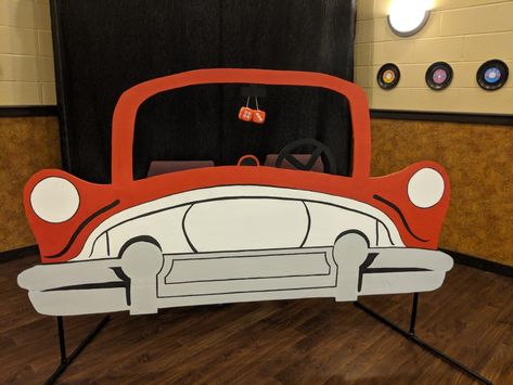 50's theme photo prop. Vintage car photo prop. Grease Car Prop, Car Props Cardboard, Cardboard Car Photo Prop, 50s Prom Theme, 50s Themed Party Ideas, Cuba Decor, Grease Car, 50s Party Decorations, Cardboard Cars