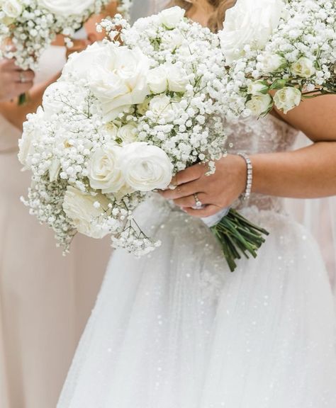 Classic Elegance: White Roses and Baby’s Breath Wedding Florals Bride Bouquets White, White Rose Bridal Bouquet, White Rose Wedding Bouquet, Wedding Floral Arrangements, Elegant Wedding Bouquets, White Rose Bouquet, White Roses Wedding, Rose Bridal Bouquet, Bridal Bouquet Flowers