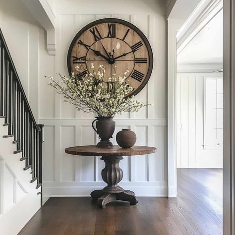 23 Creative Upstairs Hallway Ideas to Transform Your Space Foyer Upstairs Hallways, How To Decorate Hallway Walls, Wide Hallway Ideas, Stairwell Wall Ideas, Small Hallway Decorating, Decorate Hallway, Hallway Stand, Entryway Colors, Farmhouse Hallway