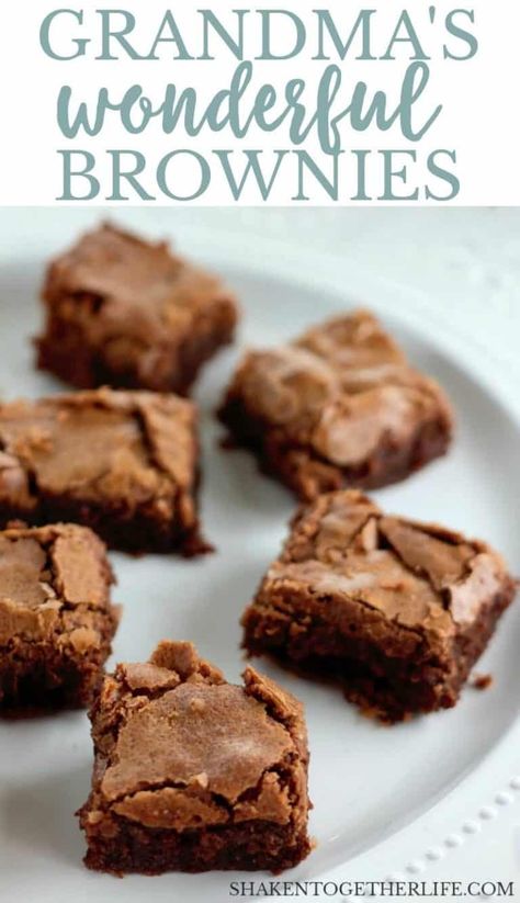 Grandma's Wonderful Brownies - The BEST Brownies from Scratch Best Chocolate Brownie Recipe, The Best Brownies, Flavored Whipped Cream, Brownies From Scratch, Amaretti Cookies, Flourless Chocolate Cake, Caramel Brownies, No Bake Brownies, Brownies Recipe Easy