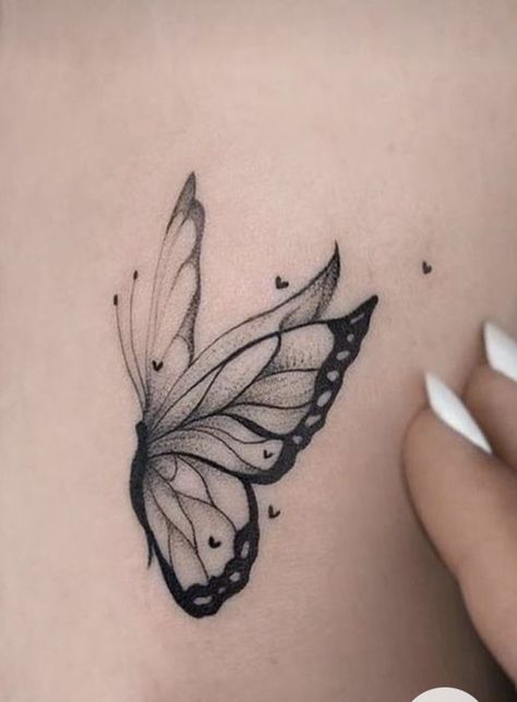 Landing Butterfly Tattoo, Masculine Butterfly Tattoo, Artist Tattoo Ideas, Butterfly Wing Tattoo, Tattoo Ideas Unique, Tattoo Artist Tattoo, Tato Minimal, Tattoo S, Catrina Tattoo