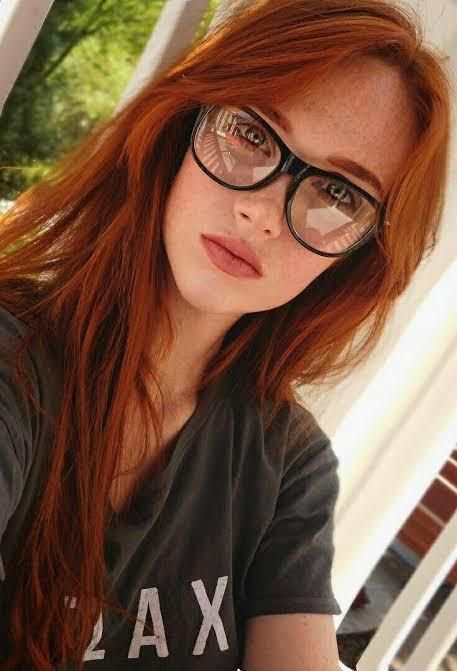 Redheads Portal Red Hair And Glasses, Hair And Glasses, Red Hair Green Eyes, Freckles Girl, Red Hair Woman, Carolina Girl, Beautiful Red Hair, Ginger Girls, Copper Hair