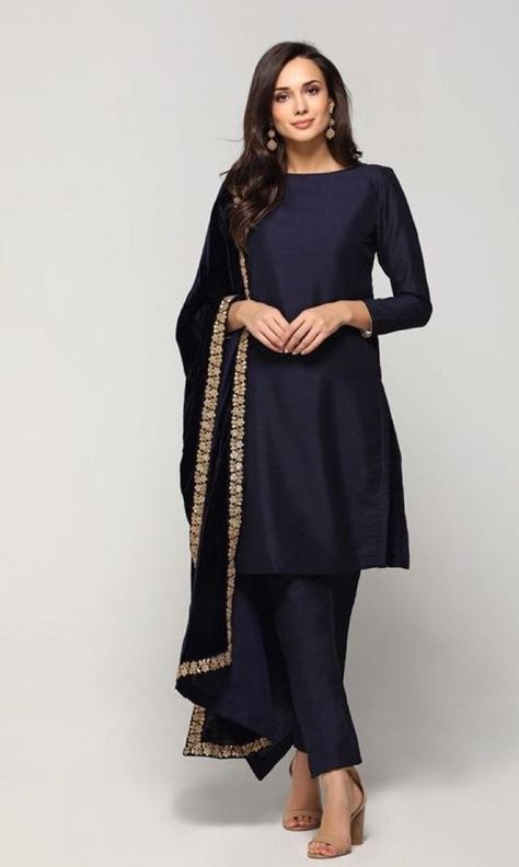 Silk Fabric Dress, Kurta Pant Set, Punjabi Outfits, Miroslava Duma, Salwar Dress, Long Kurti Designs, Pakistani Fashion Party Wear, Designer Kurtis, Kurta Designs Women