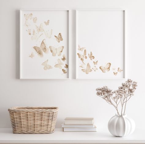 Butterfly Art Nursery, Beige Room Decor Ideas, Neutral Butterfly Nursery, Butterfly Nursery Art, Butterfly Baby Girl Nursery, Girl Butterfly Room, Gold Butterfly Nursery, Baby Girl Nursery Butterflies, Boho Butterfly Nursery