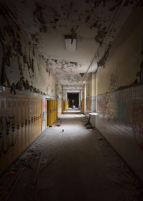 Abandoned Classroom Aesthetic, School Burning Down, Abondend Places Aesthetic, Abandon School Aesthetic, Abandoned Liminal Space, Zombie School Aesthetic, Abandoned School Buildings, Horror School Background, Dystopian School Aesthetic