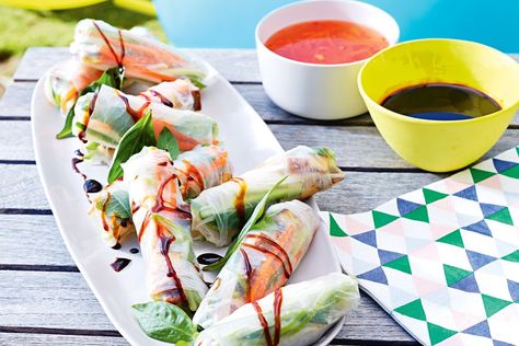 Tofu summer rolls Spring Rolls Sauce, Snack Prep Ideas, Cold Rolls, Rice Paper Spring Rolls, Summer Rolls Recipe, Rice Paper Wraps, Rice Wraps, Paper Spring, Healthy Rice