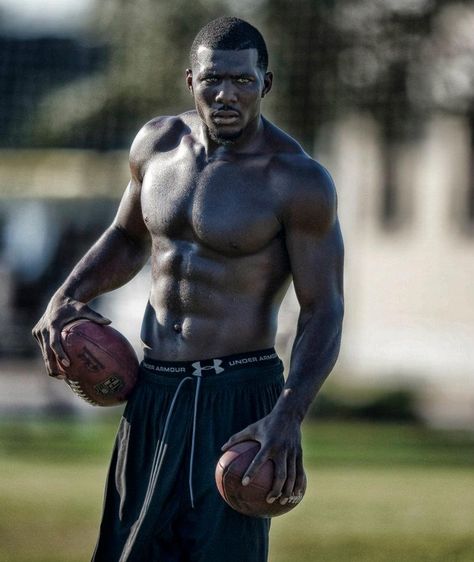 37 best images about Beautiful Brown-skin Men on Pinterest | Sexy ... Dez Bryant, Chocolate Men, Dark Skin Men, Country Men, Foto Poses, Jason Momoa, A Football, African Men, Muscle Men