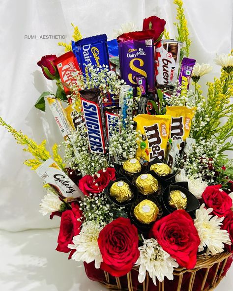 Basket full of happiness 🤩❤️ #rumi#rumiaesthetic#shiroor#shiroorcreation#basket#chocolate#chocolatebasket#chocobloom#viral#trending#roses#uae#india Viral Trend, Rumi, Chocolates, Roses, India, Handmade Gifts, Gifts, On Instagram, Quick Saves