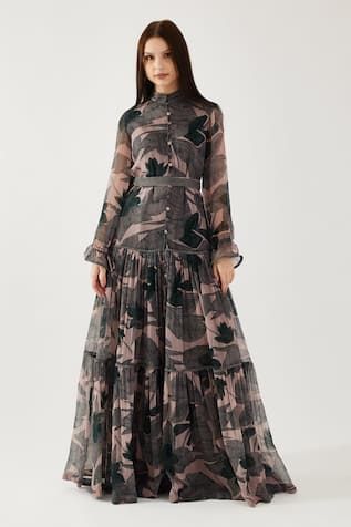 Buy Yellow Chiffon Printed Floral Round Midi Dress For Women by KoAi Online at Aza Fashions. Elegant Silk Dresses, Peach Maxi Dresses, Tie Up Dress, Peach Dress, Chiffon Floral, Floral Dresses Long, Maxi Dress Evening, Collar Pattern, Tiered Maxi Dress