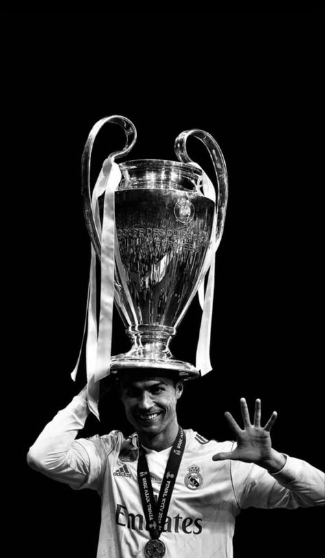 Ronaldo Black And White Wallpaper, Cr7 Black And White, Real Madrid Black And White, Ronaldo Black And White, Cristiano Ronaldo Black, Real Madrid Cr7, Ronaldo Madrid, Cristiano Ronaldo Young, Black And White Football