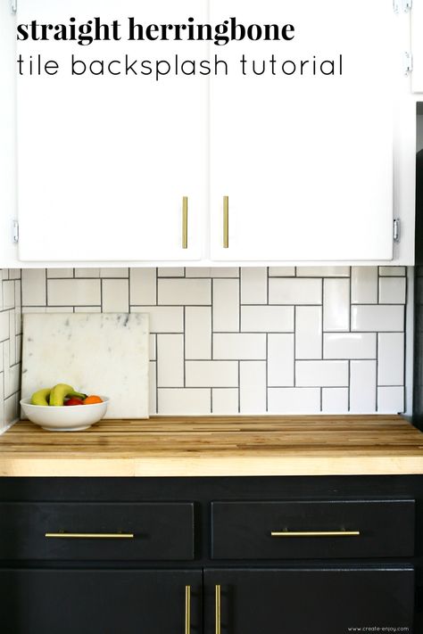 Straight herringbone tile backsplash tutorial / Create / Enjoy Straight Herringbone, Herringbone Subway Tile, Kitchen Wall Design, Herringbone Tile Backsplash, Trendy Kitchen Tile, Trendy Kitchen Backsplash, Backsplash Patterns, Patterned Tile Backsplash, Subway Tile Backsplash Kitchen