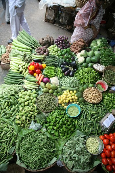 A produce vendor's display at Bhaji Galli Market in Mumbai. Human Interest, Farm Food, Life List, Market Square, Outdoor Market, Fresh Fruits, Fruit And Veg, Food Market, Local Food