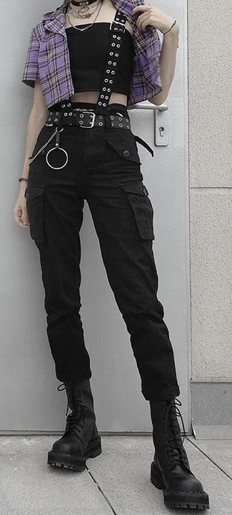 High Waist Punk Pants For Alternative Fashion, Black Punk Pants For Alternative Fashion, Emo High-waist Streetwear Bottoms, Black High Waist Emo Pants, Goth Outfits Pants, Gothic Trousers For Alternative Fashion, Goth Teacher, Punk Girl Outfits, Character Redesign