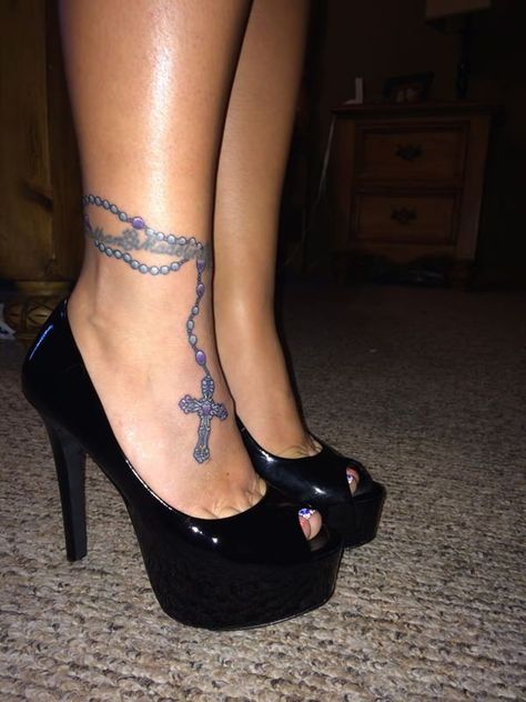 75 Brilliant Rosary Tattoo Ideas and Their Meanings - Wild Tattoo Art Bracelete Tattoos, Rosary Ankle Tattoos, Roseary Tattoo, Rosary Bead Tattoo, Cute Ankle Tattoos, Rosary Tattoo, Ankle Bracelet Tattoo, Ankle Tattoo Designs, Ankle Tattoos For Women