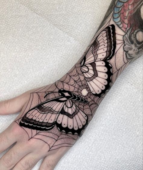 Spiderweb Tattoo, Spider Web Tattoo, Web Tattoo, Traditional Sleeve, Spider Tattoo, Dark Art Tattoo, Dream Tattoos, Body Mods, Butterfly Tattoo