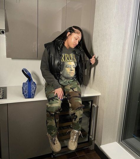 Salt Yeezy Boots Outfit, Trail Ride Outfit Black Women With Boots, Yeezy Boots Outfit Black Women, Outfits With Camo Cargo Pants, Yeezy Boots Women Outfit, Camo Boots Outfit, Camo Outfits For Black Women, Timbs Outfits Black Women, Yeezy Desert Boots Outfit