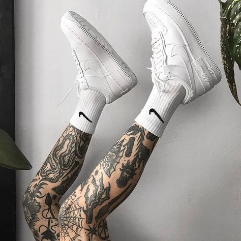 Nike Air Force Beige, Air Forces Outfits Women Fashion Styles, Nike Casual Outfit, Air Force 1 Outfit Men, Cheap Air Force 1, Nike Air Force 1 Shadow, Classy Streetwear, Air Force 1 Shadow, New Nike Air Force