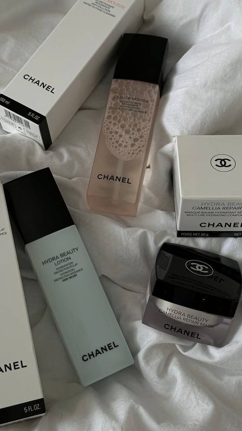 Chanel Skincare Aesthetic, Chanel Skincare, Manifesting Dream Life, Fenty Skin, Chanel Fragrance, Bff Hands Aesthetic, Diy Skin Care Routine, Beauty Routine Tips, Perfect Skin Care Routine