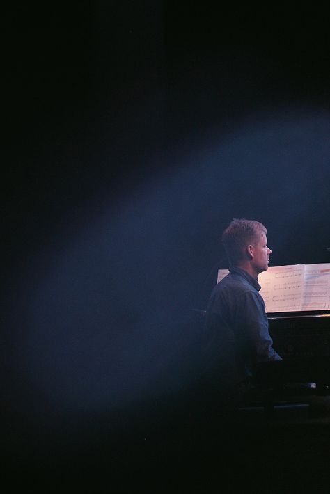 BTS: Max Richter Max Richter, Cardiff, Motion Graphics, Motion, Bts, Magazine, Concert, Photography