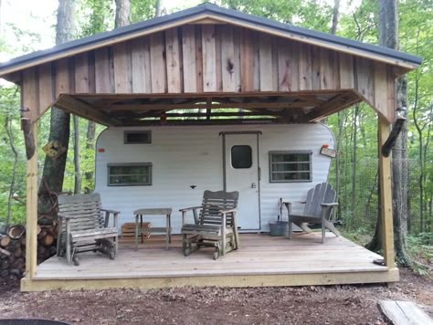 Our Deer Camp right on the farm! This is my family's hideaway. Hunting Camp Ideas, Rv Shelter, Rv Carports, Survival House, Deer Camp, Rv Homes, Trailer Living, Hunting Cabin, Hunting Camp