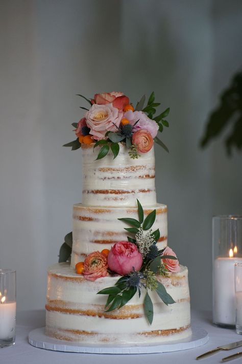 Tropical Wedding Cake Designs, Vibrant Color Wedding Cake, Wedding Cakes With Pink Flowers, Wedding Cake Pink And Orange, Wedding Cake Fleurs, Sunset Theme Wedding Cake, Coral And Orange Wedding, Sage Pink Orange Wedding, Spring Garden Wedding Cake