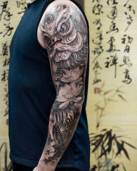 Kings Tattoo, Orlando Tattoo, Dance Tattoo, Minimalist Tattoo Meaning, Florida Tattoos, Chinese Lion Dance, Lord Of The Rings Tattoo, King Tattoos, Ring Tattoos