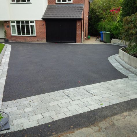 Tarmac Driveway, Tarmac Drives, Front Driveway Ideas, Front Garden Ideas Driveway, Block Paving Driveway, Tarmac Driveways, Garden Ideas Driveway, Modern Driveway, Resin Driveway