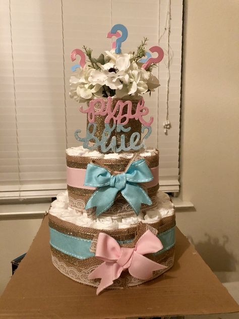 Cake For Gender Reveal, Nappy Cake Ideas, Gender Reveal Diaper Cake, Diaper Cake Gender Neutral, Cake Gender Reveal, Baby Nappy Cakes, Glitter Gender Reveal, Diaper Cakes Tutorial, Diy Diaper Cake