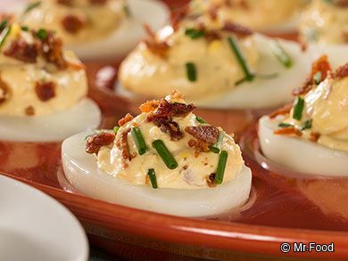 Bacon and Cheddar Deviled Eggs - Just what you've been looking for--a simple appetizer recipe to serve up at your Labor Day weekend barbecue! Save this recipe for any upcoming party or get-together. Deviled Eggs With Bacon, Eggs With Bacon, Mr Food, Bacon Deviled Eggs, Deviled Eggs Classic, Queso Cheddar, Bacon Lover, Deviled Eggs Recipe, Bacon Cheddar