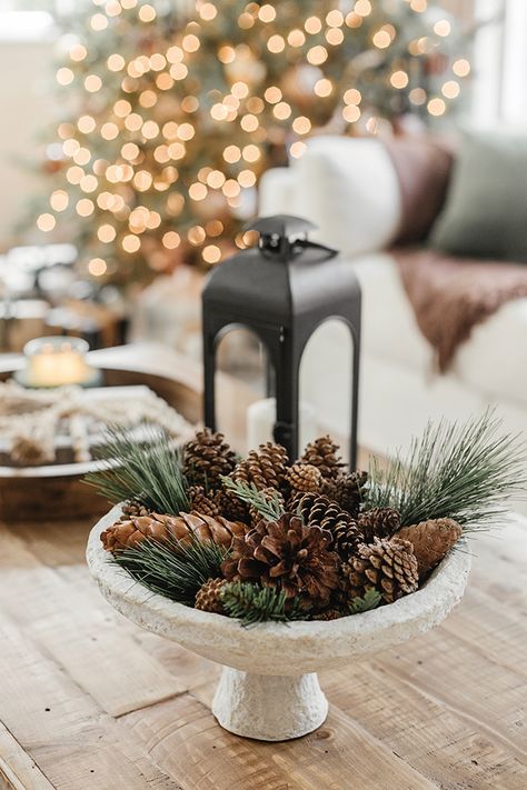 Warm Woodland Christmas Tour: Part 1 Woodland Christmas Decor, Christmas Bowl, Christmas Homescreen, Christmas Tours, Gold Christmas Decorations, Thanksgiving Centerpieces, Woodland Christmas, Christmas Inspo, Office Christmas