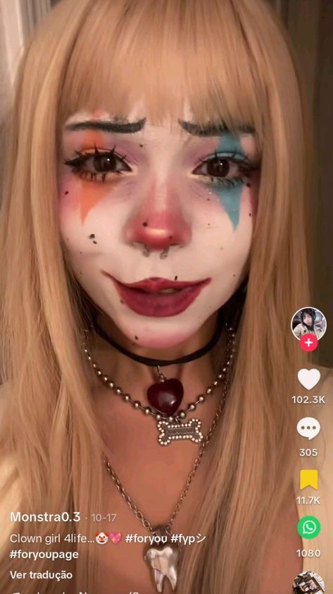 Clown Makeup Monstra, Silly Makeup Looks, Monstra0.3 Makeup Clown, Payasa Makeup, Makeup Ideas Clown, Cute Clown Makeup Aesthetic, Maquillaje De Payaso Mujer, Movie Character Makeup, Clown Core Makeup