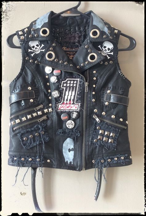 Rocker vest by Chad Cherry from Chad Cherry Clothing. Punk Leather Vest, Metal Battle Vest, Cherry Clothing, Spiked Leather Jacket, Vest Ideas, Punk Vest, Battle Jackets, Battle Vest, Punk Fashion Diy