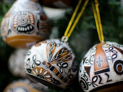 Painted Gourd Ornaments: How To Dry And Decorate Gourds Native Christmas, Dried Gourds, Gourd Ornaments, Decorative Gourds, Wood Burning Tool, Wood Putty, Gourds Crafts, Painted Gourds, Craft Night