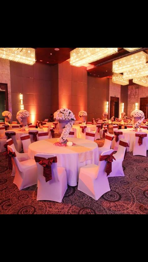 Wedding seating arrangements ! Indian Wedding Seating Arrangement, Sitting Arrangements For Wedding, Wedding Sitting Arrangement, Event Seating Layout, Seating Arrangements Wedding, Simple Outdoor Seating, Wedding Reception Seating Arrangement, Planner Pictures, Wedding Lounge Furniture