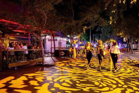 Parrtjima: A Festival in Light – Mandylights Park Lighting Design, Pathway Lighting Tree For An Event, Music Festival Architecture, Festival Plaza, Laser Lights Projector, Dubai Festival City Mall, Wood Facade, Projection Mapping, Urban Park