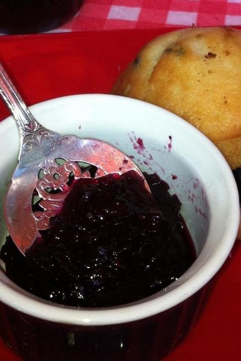 Blueberry Vanilla Jam Blueberry Vanilla Jam, Vanilla Jam, Jam Canning, Homemade Jams, How To Make Jam, Just A Pinch, Homemade Jam, Jam Recipes, Family Favorites