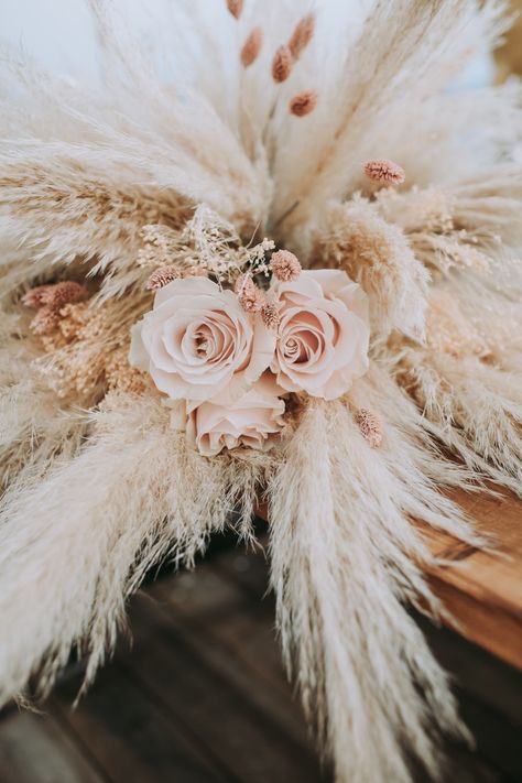 Bohemian wedding centerpiece, pampas, Lefkada Lefkas Wedding Elegant Boho Beach Wedding, Beach Wedding Pampas, Centerpiece Pampas, Bohemian Centerpieces, Boho Centerpiece, Bohemian Beach Wedding, Work Aesthetic, Boho Wedding Cake, Wedding Floral Design