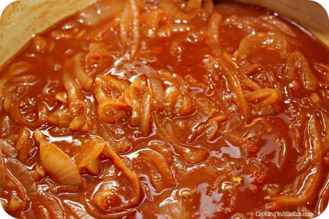 Hot Dog Onion Sauce - Simmering the Sauce | Cooking In Stilettos Hot Dog Onion Sauce Recipe, Chili Hotdogs, Sweet Onion Sauce, Hot Dog Sauce Recipe, Hot Dog Chili Sauce, Hot Dog Sauce, Hot Dog Toppings, Hot Dog Chili, Hot Dog Cart