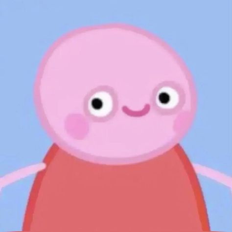 Bald Peppa Pig Pfp, Peppa Pig Cursed Pic, Aesthetic Peppa Pig Wallpaper, Weird Funny Pictures Peppa, Peppa Pig Pfp, Peppa Pig Pictures, Heo Peppa, Peppa Pig Memes, Peppa Pig Funny