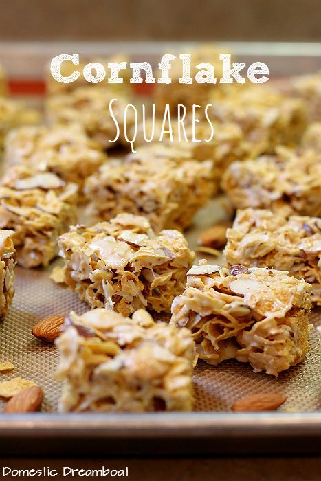 Cornflake squares are one of my favorite treats of all time! They are as easy to make as any cereal bar, but they somehow taste so much better! Cereal Marshmallow Bars, Cornflake Squares, Cornflakes Recipes, Cornflake Recipes, Flake Recipes, Marshmallow Cereal, Resepi Biskut, Cereal Bar, Marshmallow Treats