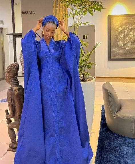 Gambian Clothes, Senegalese Clothing, African Abaya, Boubou Styles, Boubou Styles For Women, Nigerian Outfits, Nigerian Dress, Tailored Fashion, Eid Outfits