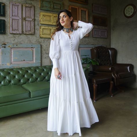 Fashion Industry Aesthetic, Industry Aesthetic, Indian Maxi Dress, White Cotton Maxi Dress, Maxi Dress Indian, Stylish Maxi Dress, Long Frock Designs, Frock For Women, Style Guru