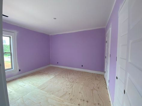 Lilac Wall Paint Bedrooms, Light Purple Living Room Walls, Lilac Room Paint, Lilac Sherwin Williams, Violet Room Ideas Bedrooms, Purple Wall Painting Ideas Bedroom, Pastel Purple Room Ideas, Desine Room, Lilac Bedroom Walls