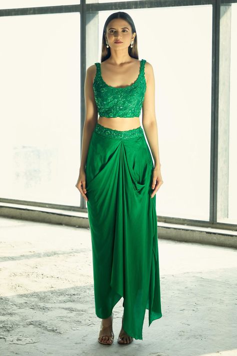 Buy Ariyana Couture Green Silk Organza Jacket And Draped Skirt Set Online | Aza Fashions Organza Jacket, Organza Embroidery, Fashion Illustrations Techniques, Draped Skirt, Cropped Blouse, Crop Top Skirt, Stylish Dresses For Girls, Embroidered Neckline, Satin Color