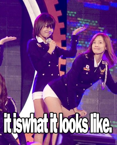 Snsd Meme, Snsd Ot9, Girl General, Early 2010s, Kpop Meme, Jessica Jung, Aesthetic Shoes, Memes Kpop, 1 Girl